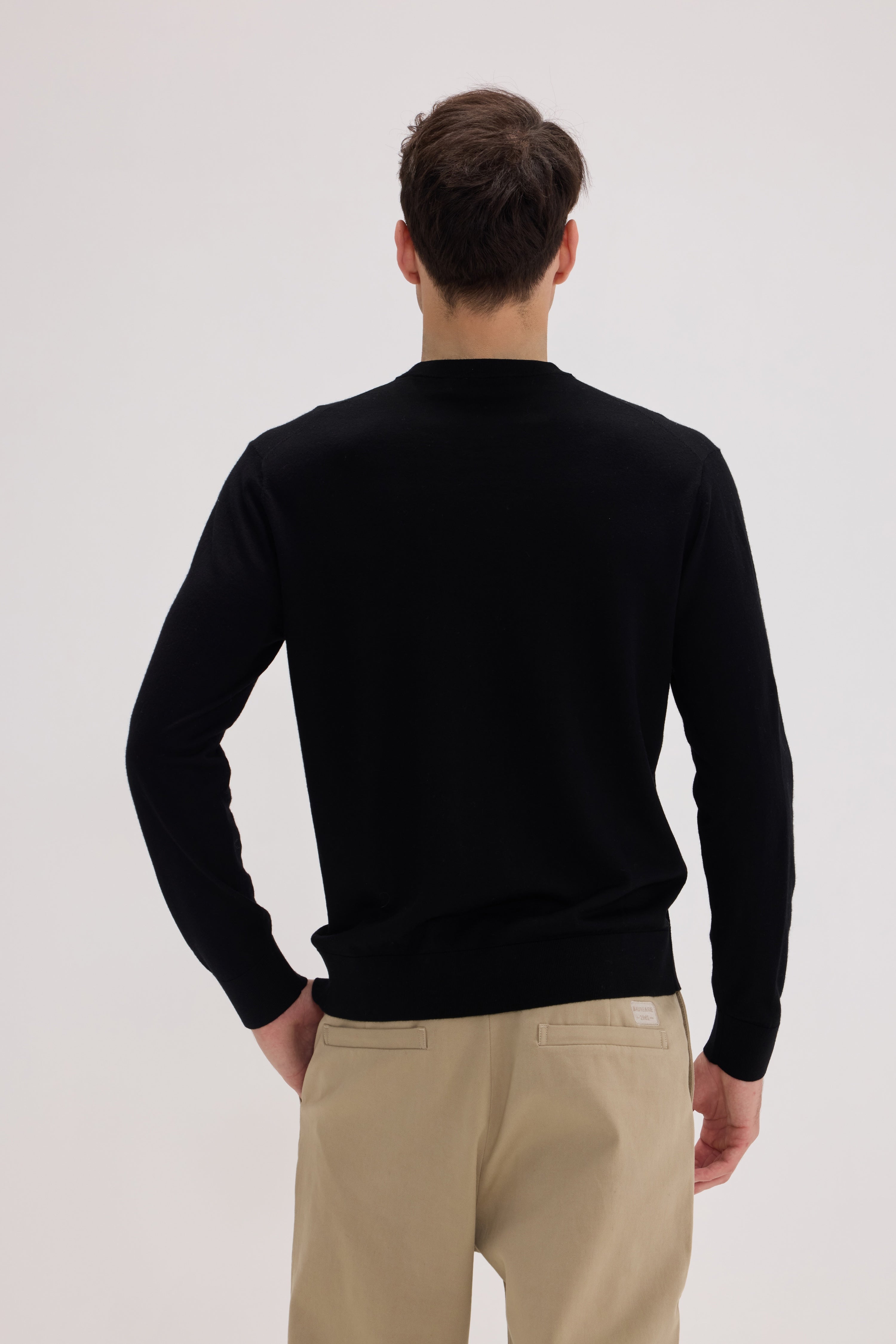 Daily 100% Cashmere Men's Crew Neck Sweater - SOLOVA MOVE