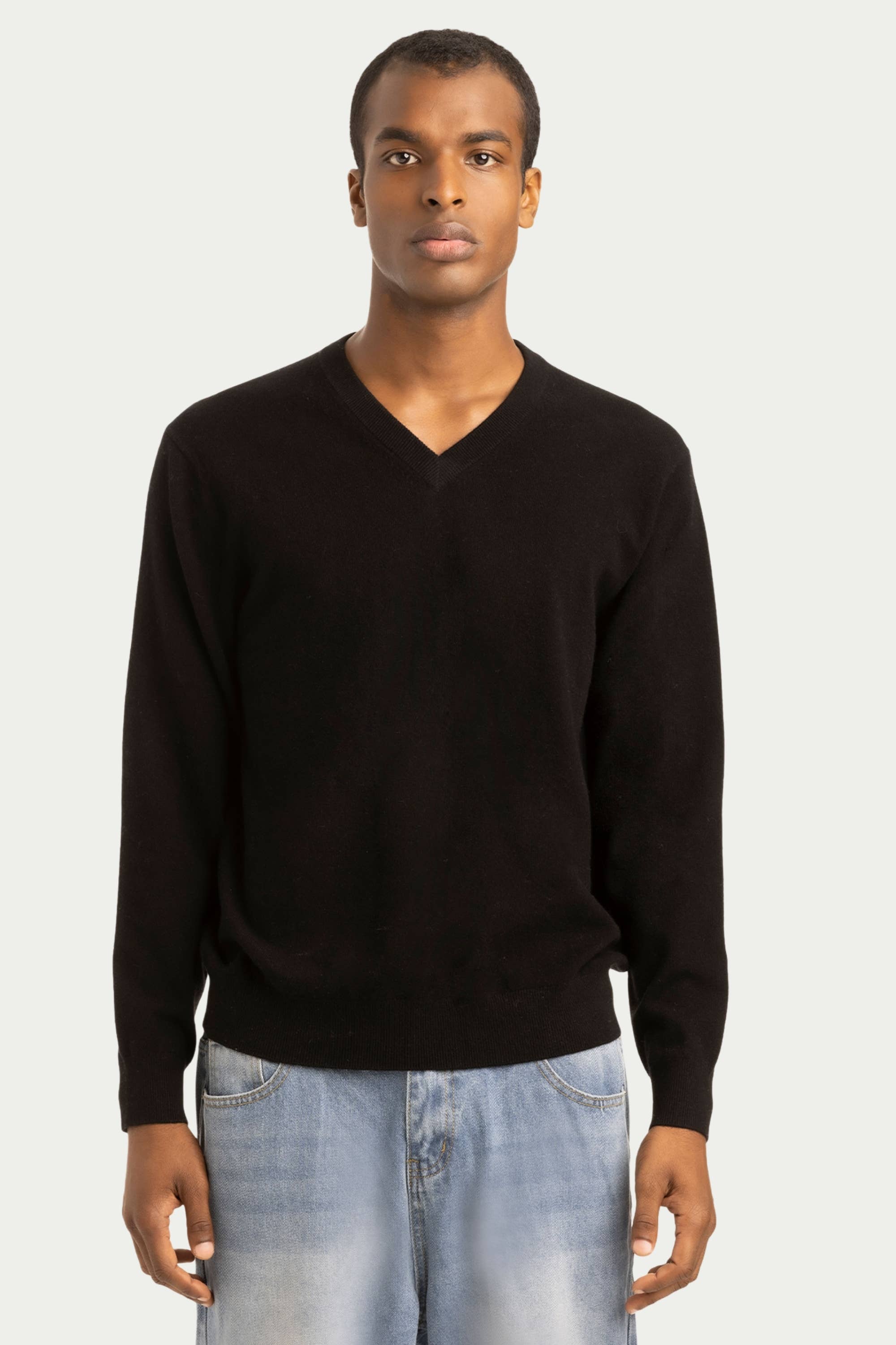 Daily Men's V Neck Sweater - SOLOVA MOVE