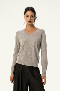 Machine-Washable Wool-Cashmere V-Neck Sweater - SOLOVA MOVE