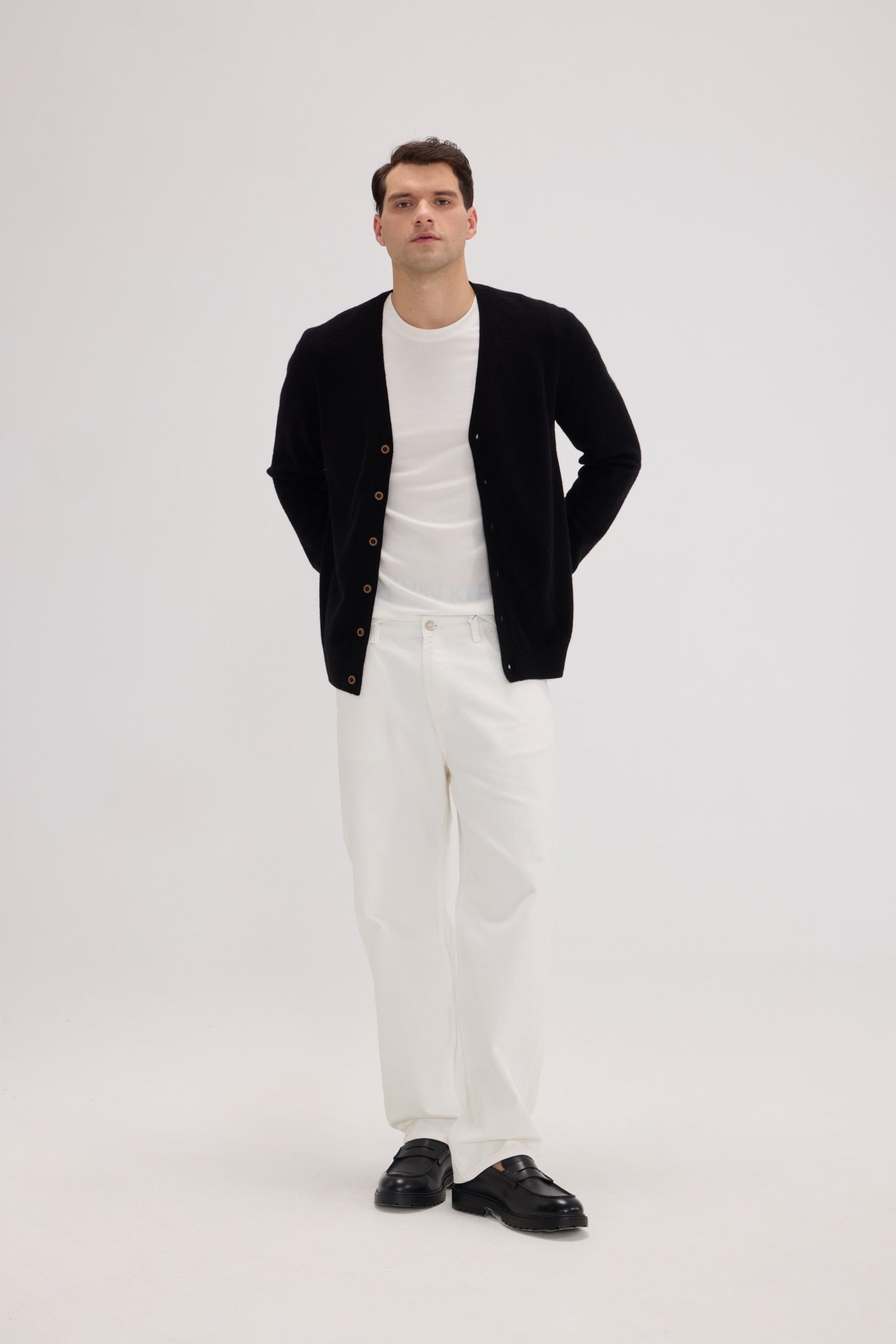 Daily Men's V Neck Cardigan - SOLOVA MOVE