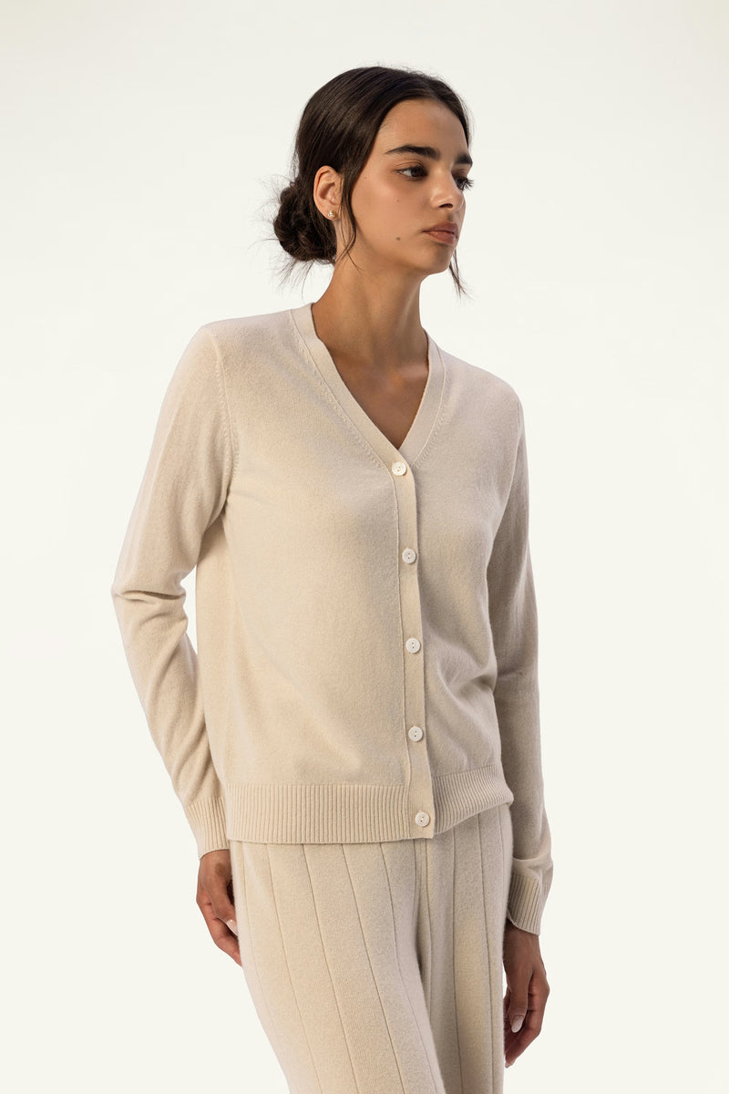Machine-Washable Wool-Cashmere Cardigan - SOLOVA MOVE