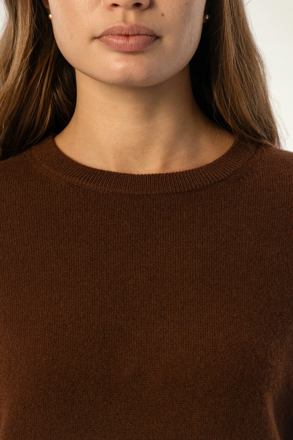 Daily 100% Cashmere Women's Crew Neck Sweater-Espresso Brown - SOLOVA MOVE