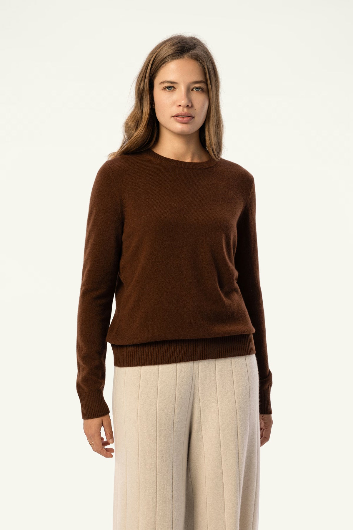 Daily 100% Cashmere Women's Crew Neck Sweater-Espresso Brown - SOLOVA MOVE