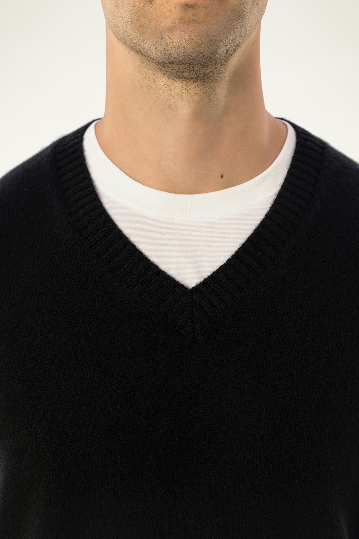 Baby Cashmere V-Neck Vest - SOLOVA MOVE