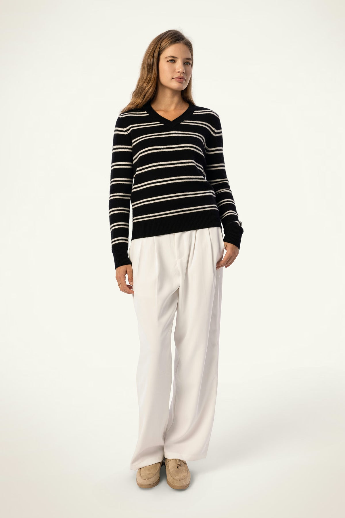 Striped V-Neck Baby Cashmere Sweater - SOLOVA MOVE
