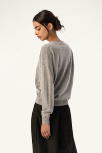 Baby Cashmere Oversized V-Neck Sweater - SOLOVA MOVE