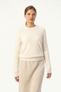 Daily Women's Cashmere Crewneck — White - SOLOVA MOVE