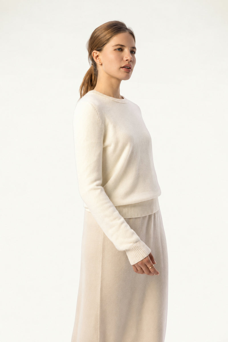 Daily Women's Cashmere Crewneck — White - SOLOVA MOVE