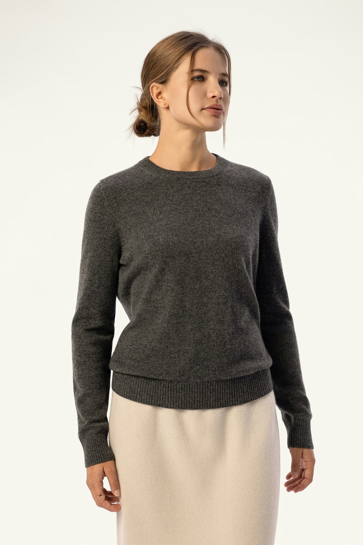 Daily 100% Cashmere Women's Crew Neck Sweater-Charcoal - SOLOVA MOVE