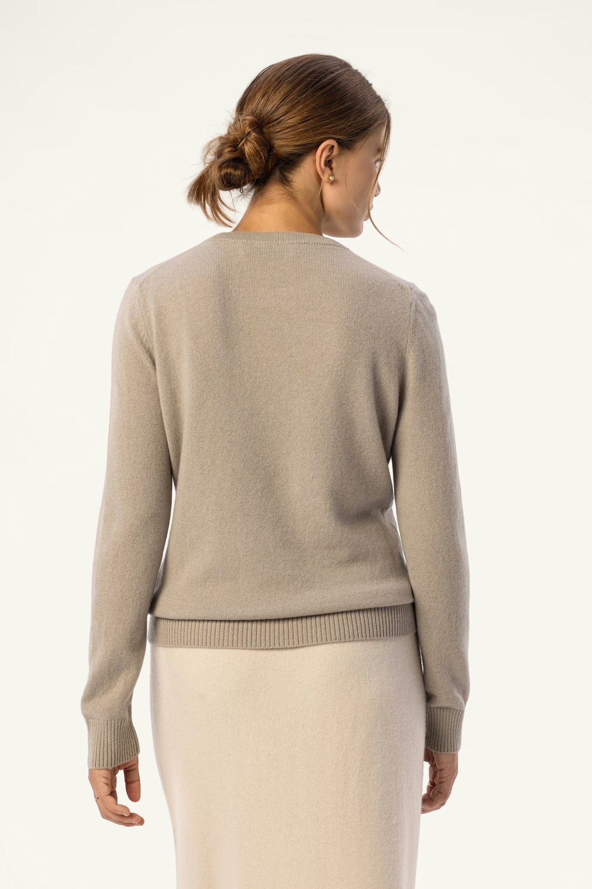 Daily 100% Cashmere Women's Crew Neck Sweater-Sage Green - SOLOVA MOVE