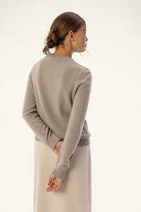 Daily 100% Cashmere Women's Crew Neck Sweater-Sage Green - SOLOVA MOVE