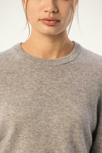 Daily 100% Cashmere Women's Crew Neck Sweater-Light Gray - SOLOVA MOVE