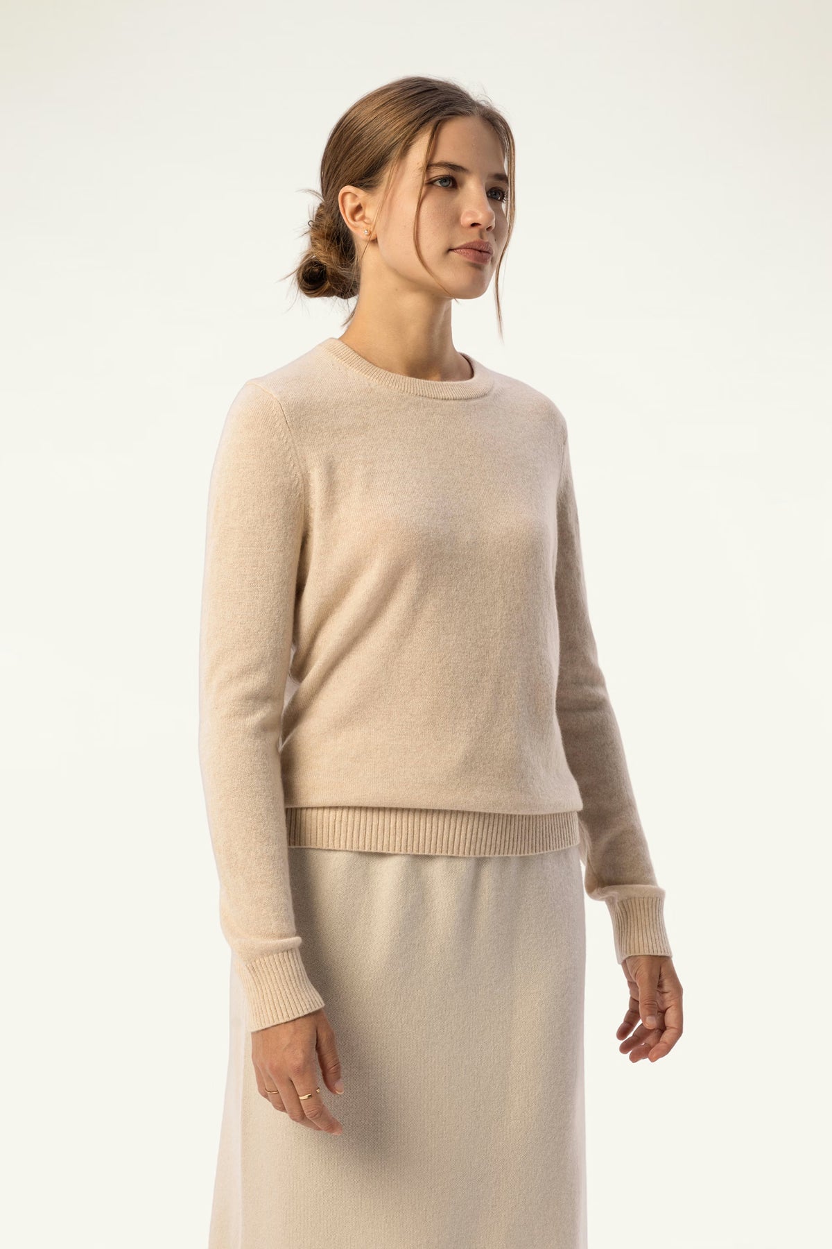 Daily Women's Cashmere Crewneck — White - SOLOVA MOVE