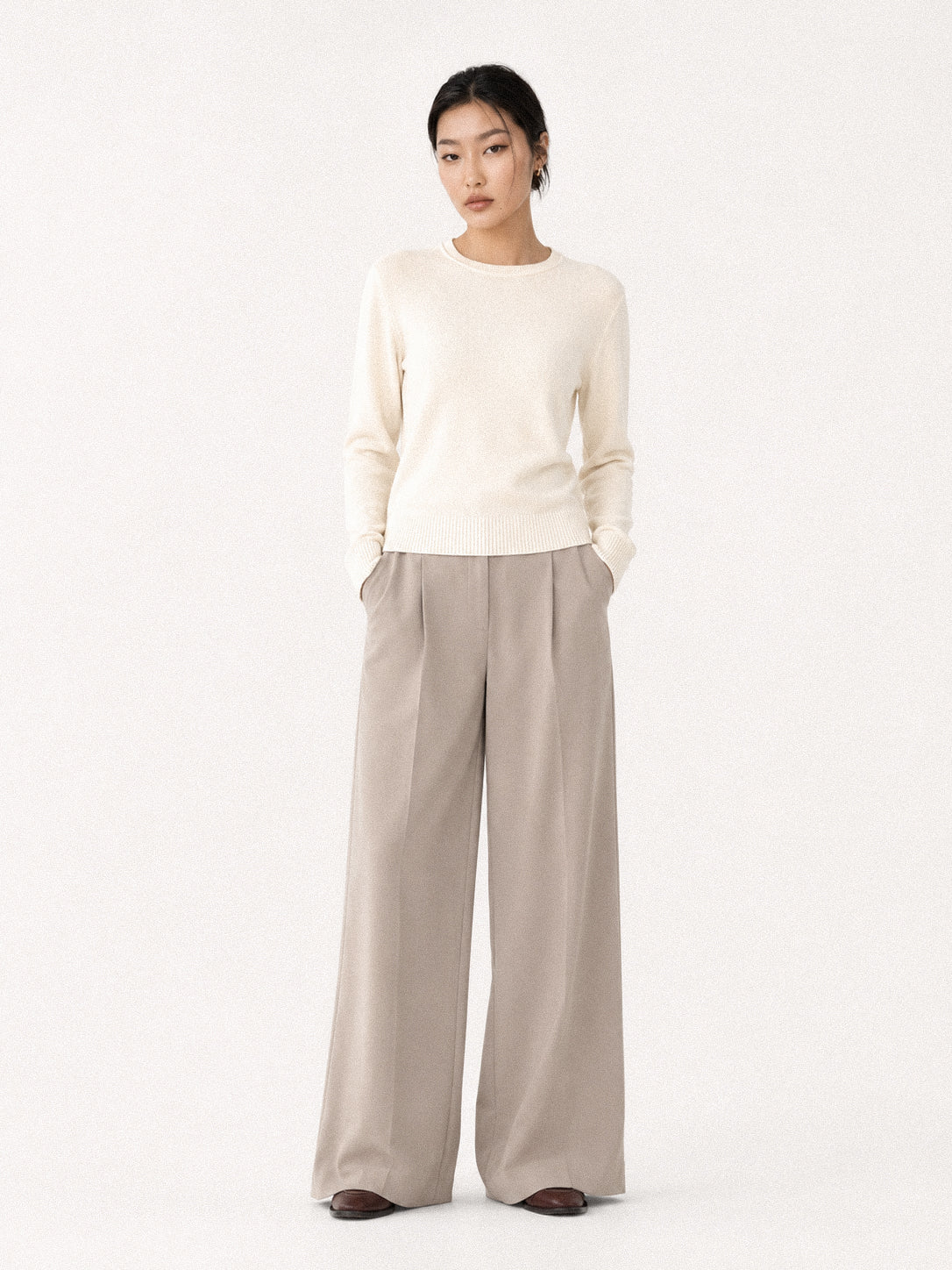 Daily 100% Cashmere Women's Crew Neck Sweater