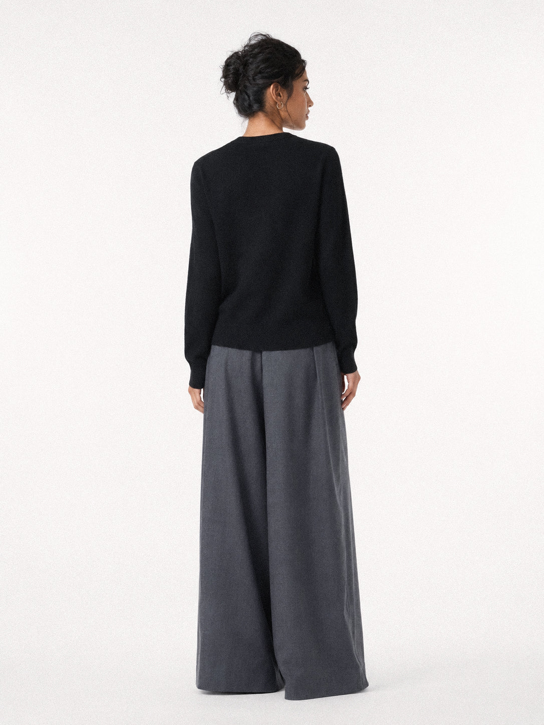 Daily 100% Cashmere Women's Crew Neck Sweater