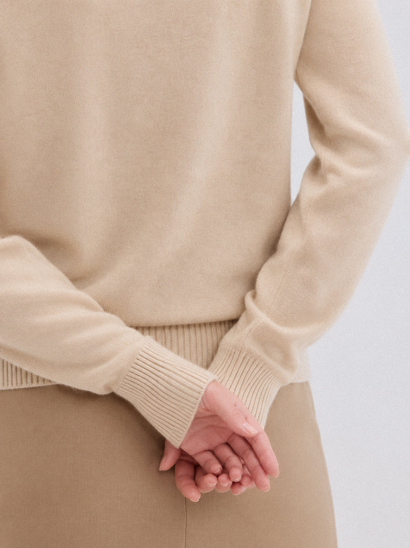 Daily 100% Cashmere Women's Crew Neck Sweater