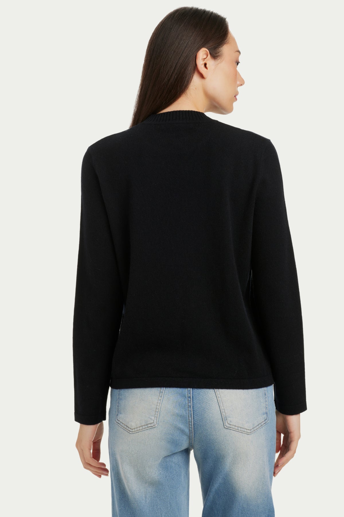 Suri Cashmere Crew Neck Sweater - SOLOVA MOVE
