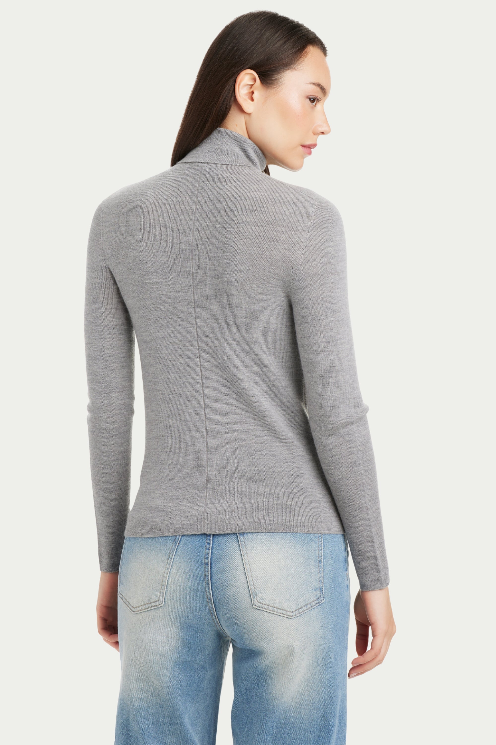 Rose Turtle Neck Cashmere Blend Sweater - SOLOVA MOVE