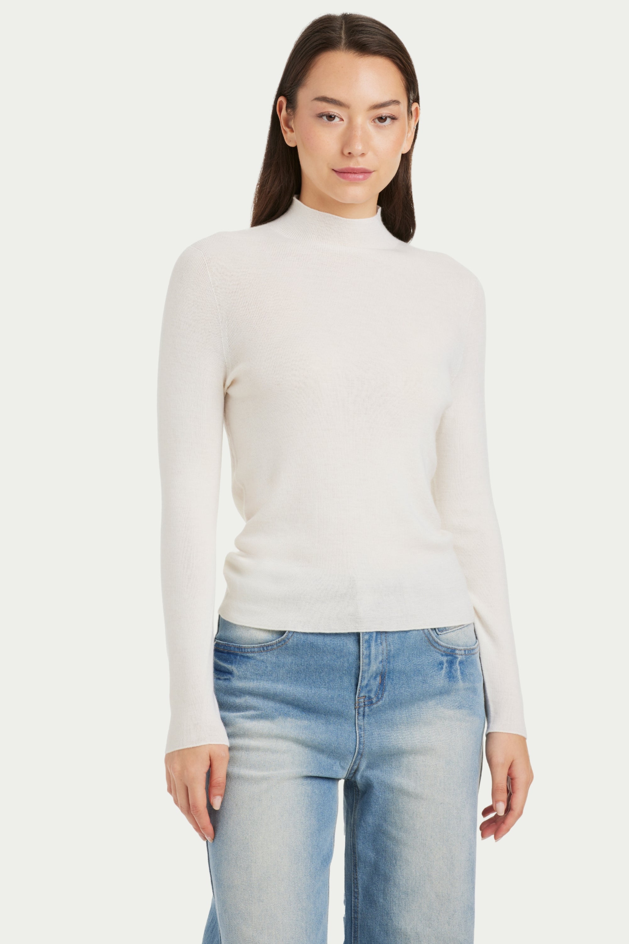 Carla Half Neck Cashmere Sweater - SOLOVA MOVE