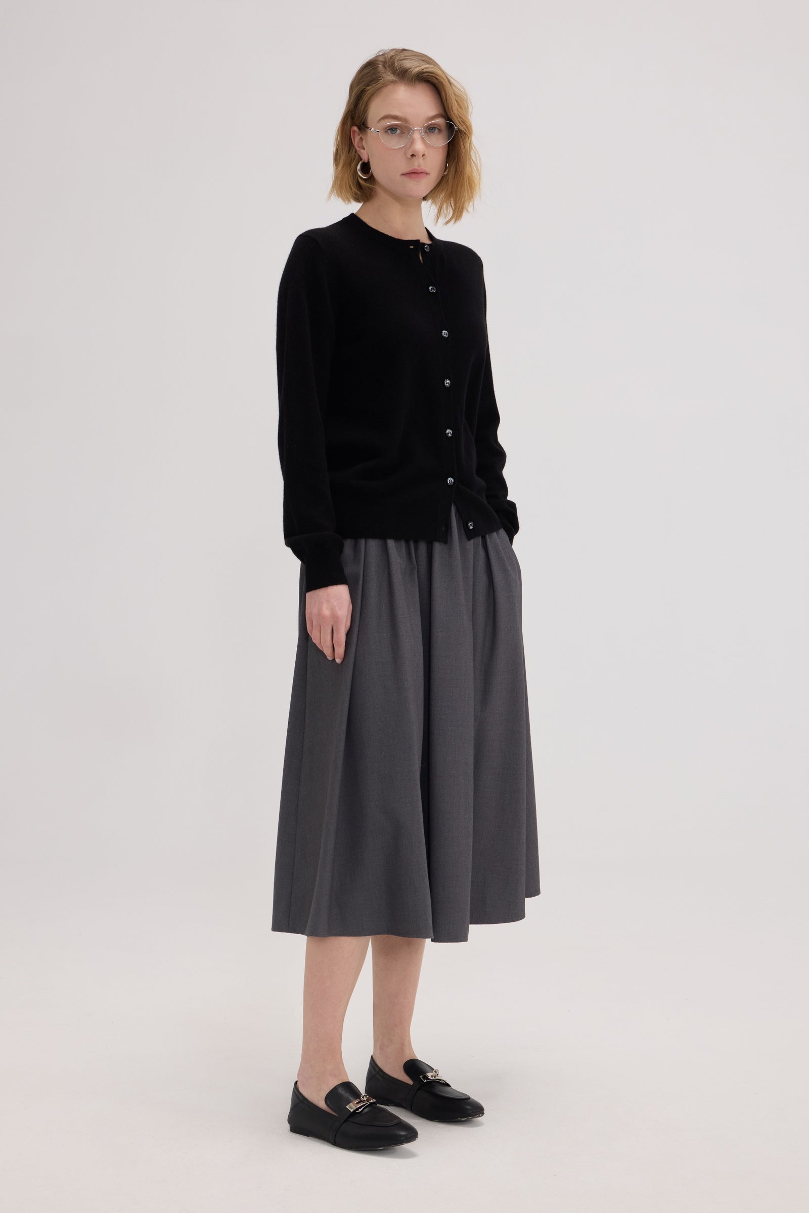 Daily Women's Crew Neck Cardigan