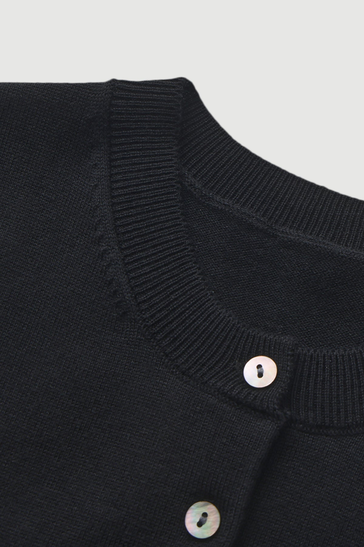Cotton-Silk-Cashmere Sleeveless Cardigan - SOLOVA MOVE