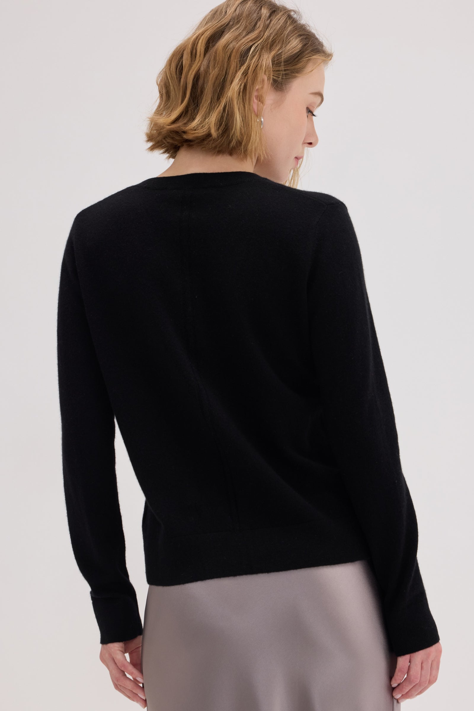 Sonia Baby Cashmere V Neck Sweater - SOLOVA MOVE