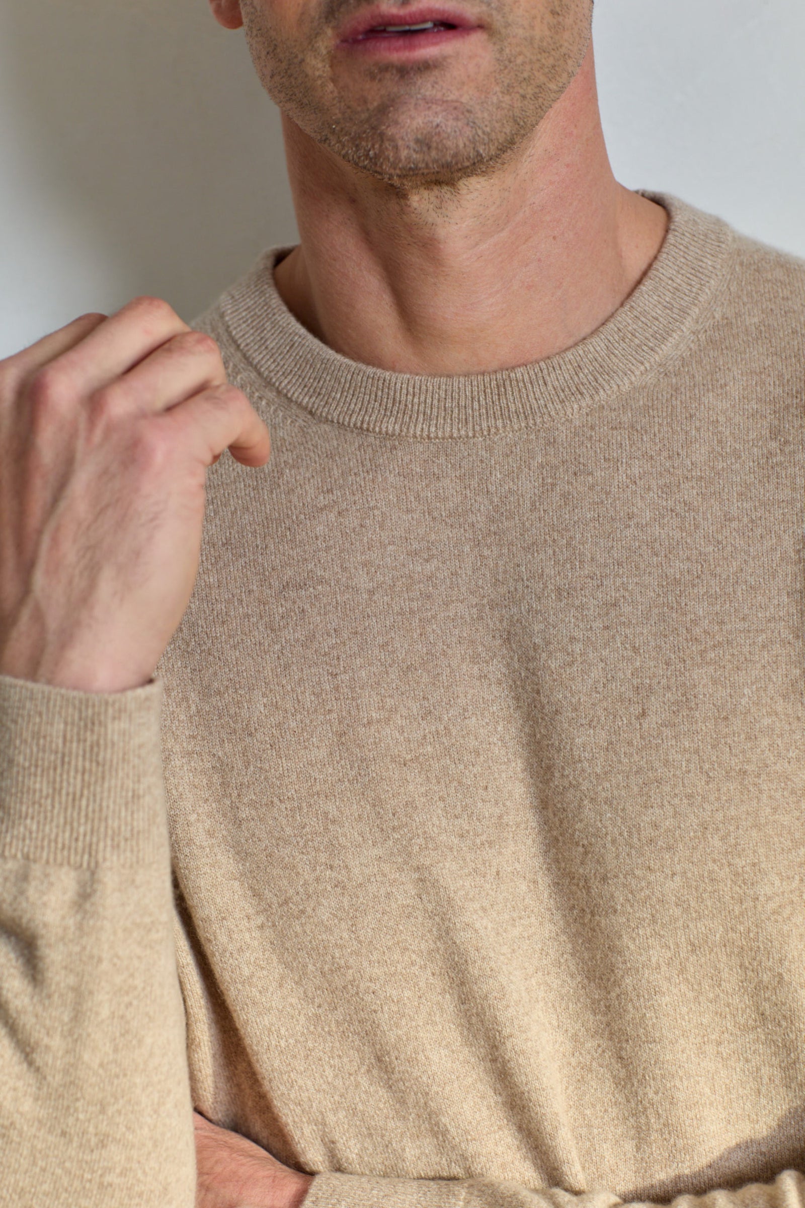 Daily 100% Cashmere Men's Crew Neck Sweater - SOLOVA MOVE