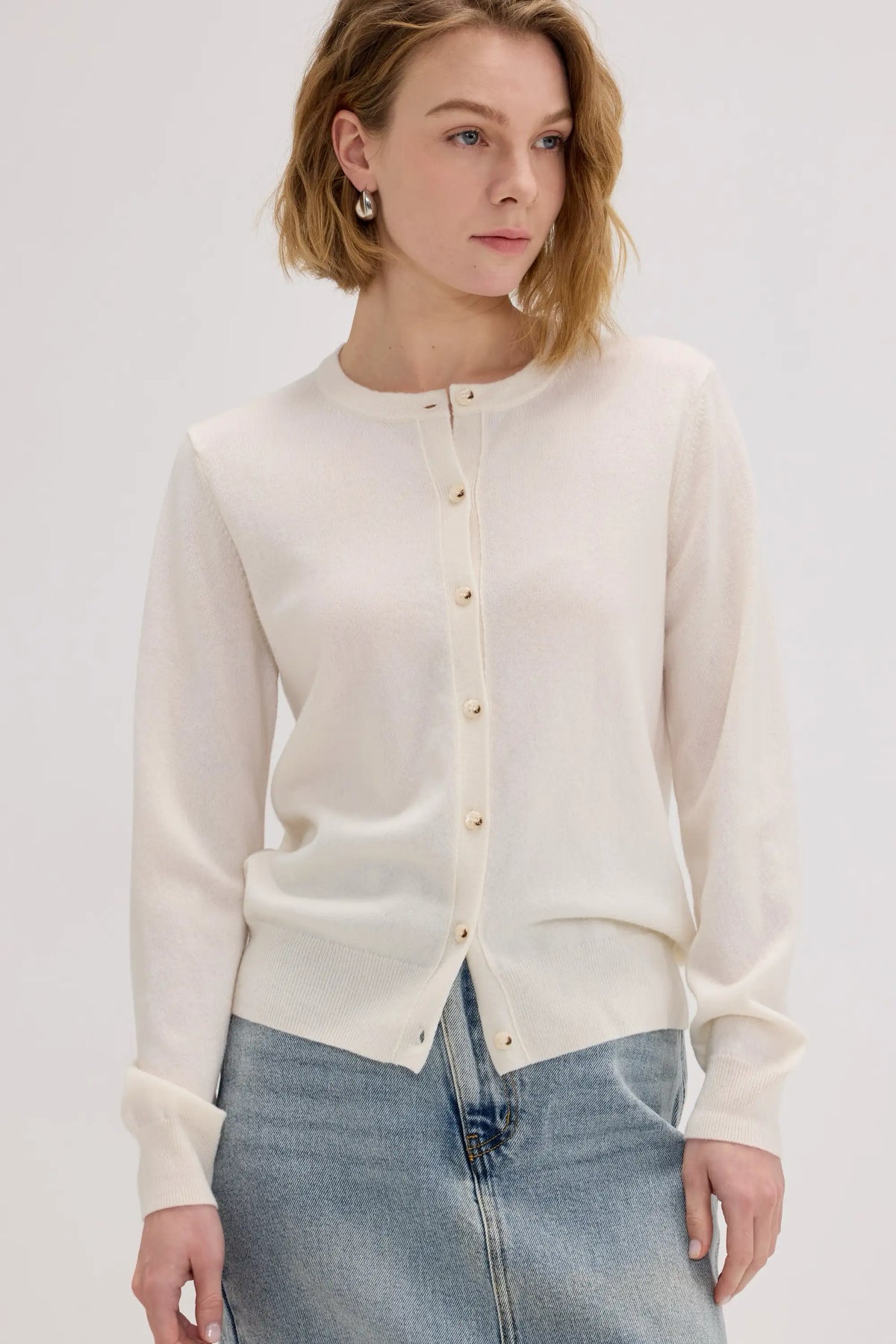 Daily Women's Crew Neck Cardigan