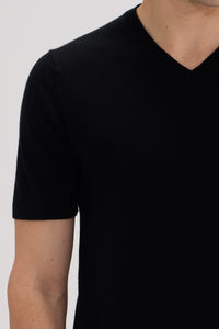 Men’s Wool-Cashmere V-Neck T-Shirt - SOLOVA MOVE