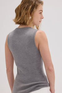 Cashmere Blend Sleeveless Crewneck Knit Top - SOLOVA MOVE