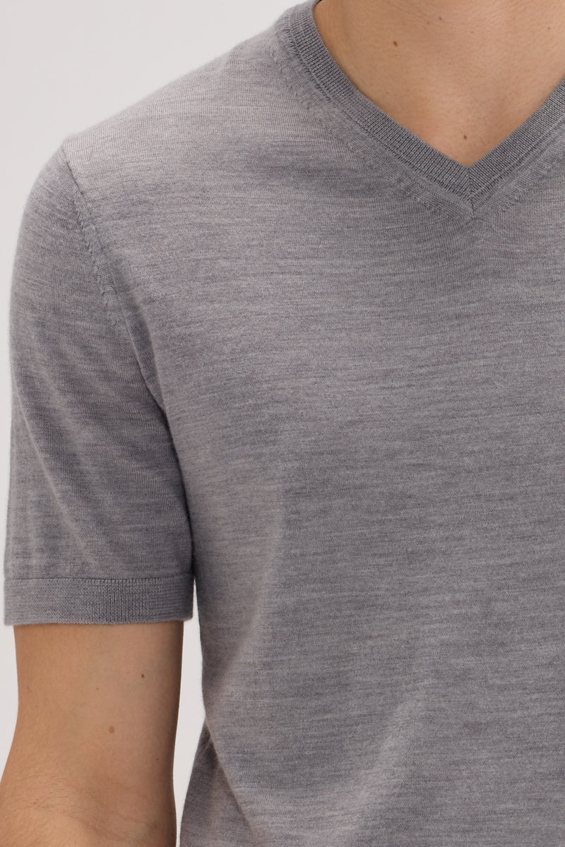 Men’s Wool-Cashmere V-Neck T-Shirt - SOLOVA MOVE