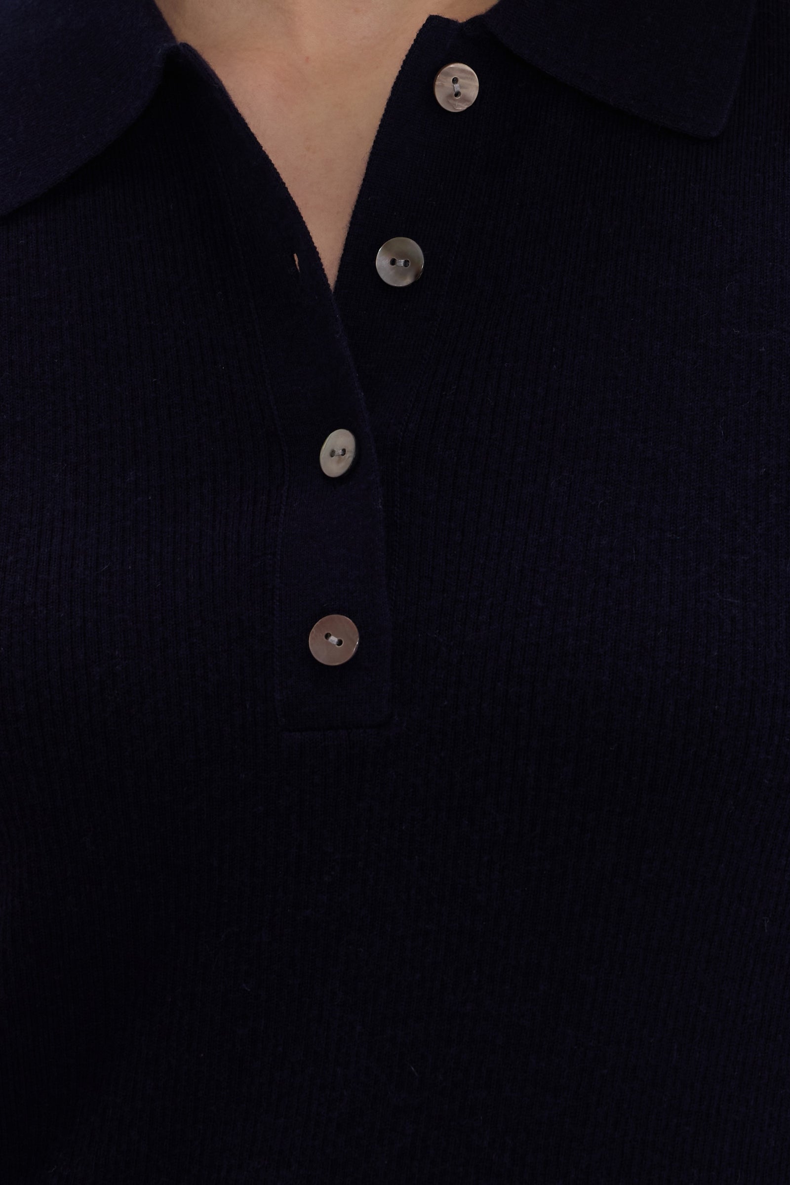 Wool-Cashmere Sleeveless Polo Knit Top - SOLOVA MOVE