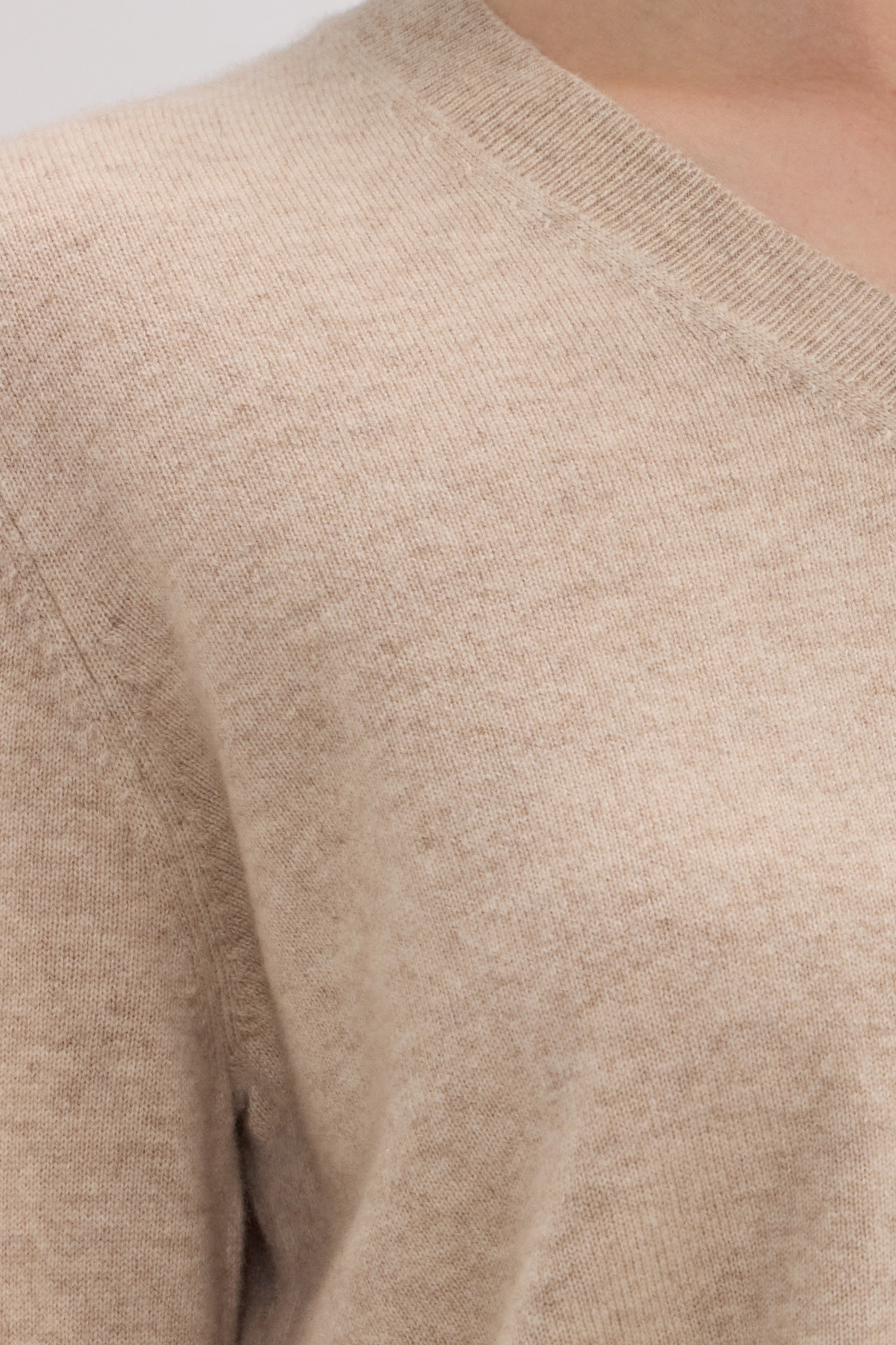 Sonia Baby Cashmere V Neck Sweater - SOLOVA MOVE