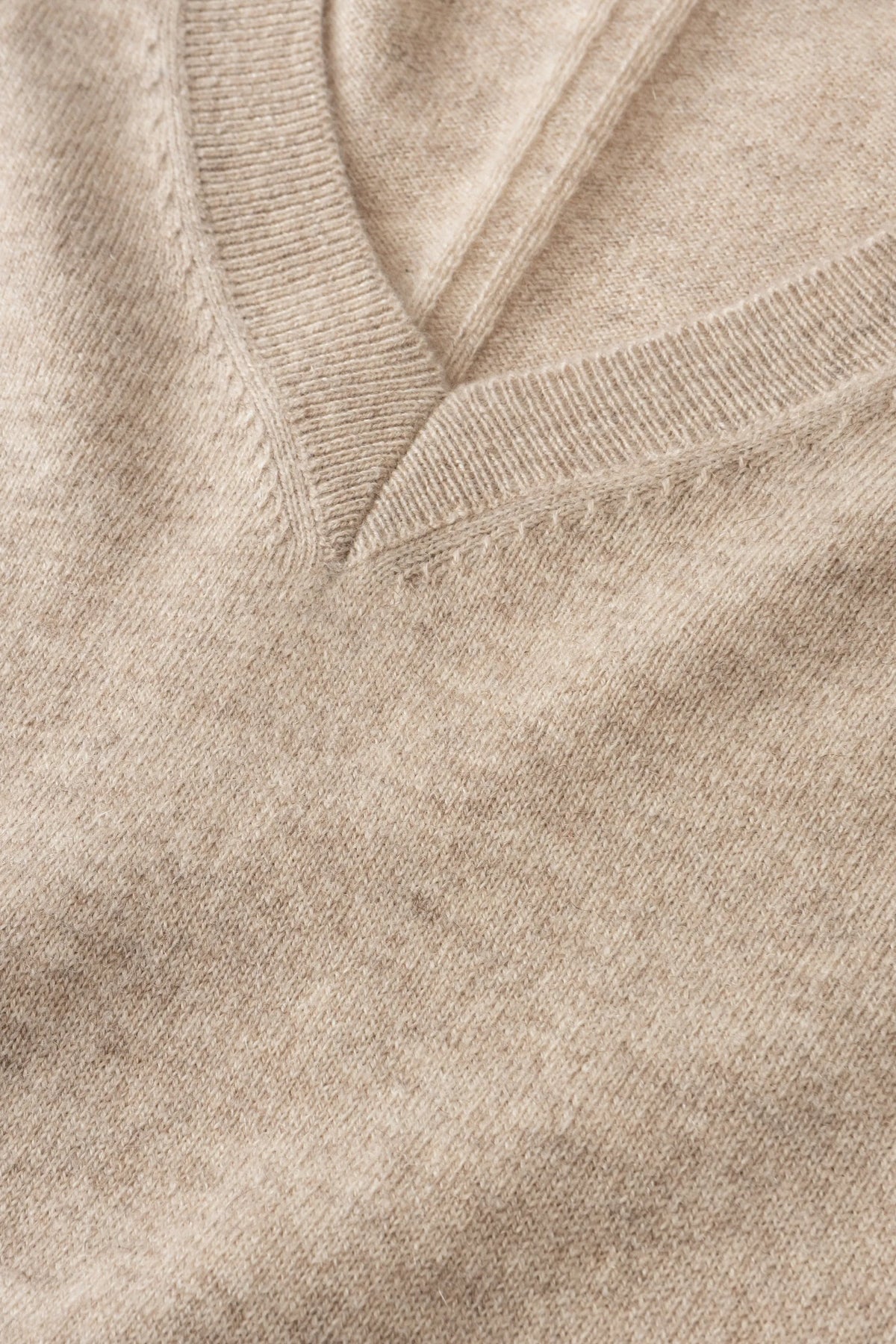 Sonia Baby Cashmere V-Neck — Black - SOLOVA MOVE