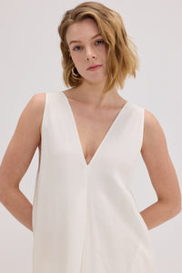 100% Linen V-Neck Sleeveless Maxi Dress - SOLOVA MOVE